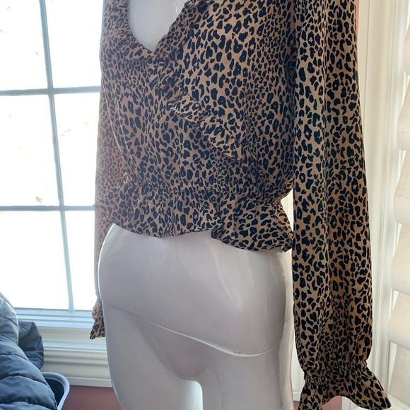H&M Cheetah Print Sexy Top Size 2 - Picture 2 of 8